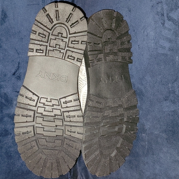 New DKNY Ava Stone Moto boots size 6 youth equals size 8 women's. - Picture 5 of 7